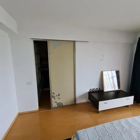Casa 1 * Бухарест