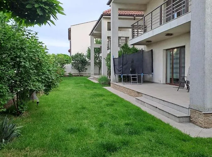 Casa 1 Бухарест